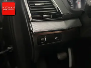 VOLVO XC90 B5 R-DESIGN AWD 7SITZ PANO B&W AHK POLESTAR