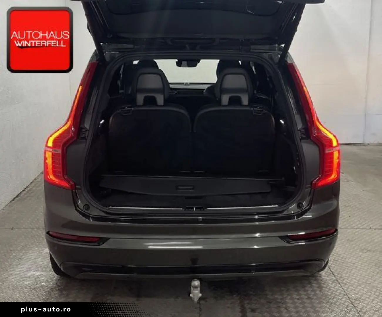 VOLVO XC90 B5 R-DESIGN AWD 7SITZ PANO B&W AHK POLESTAR