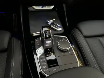 BMW X3 M40d PANO Sitzkl Laser AHK StandH H&K 360