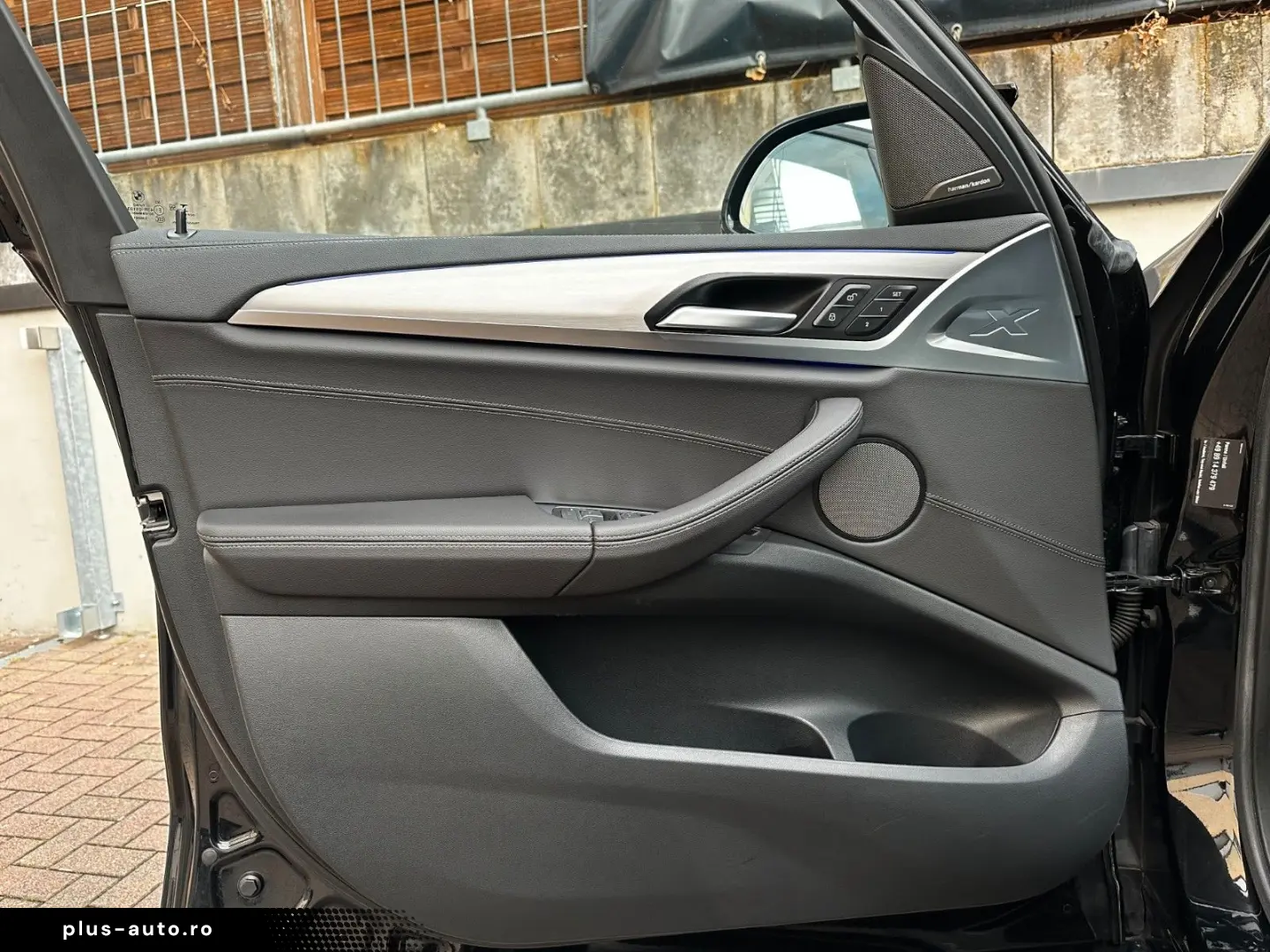 BMW X3 M40d PANO Sitzkl Laser AHK StandH H&K 360