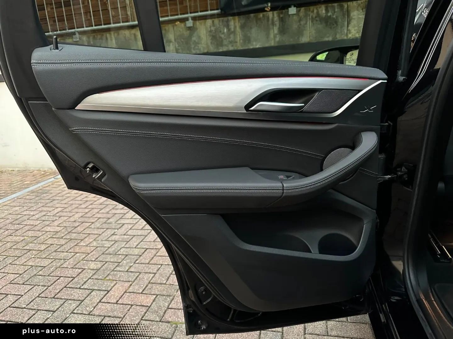 BMW X3 M40d PANO Sitzkl Laser AHK StandH H&K 360