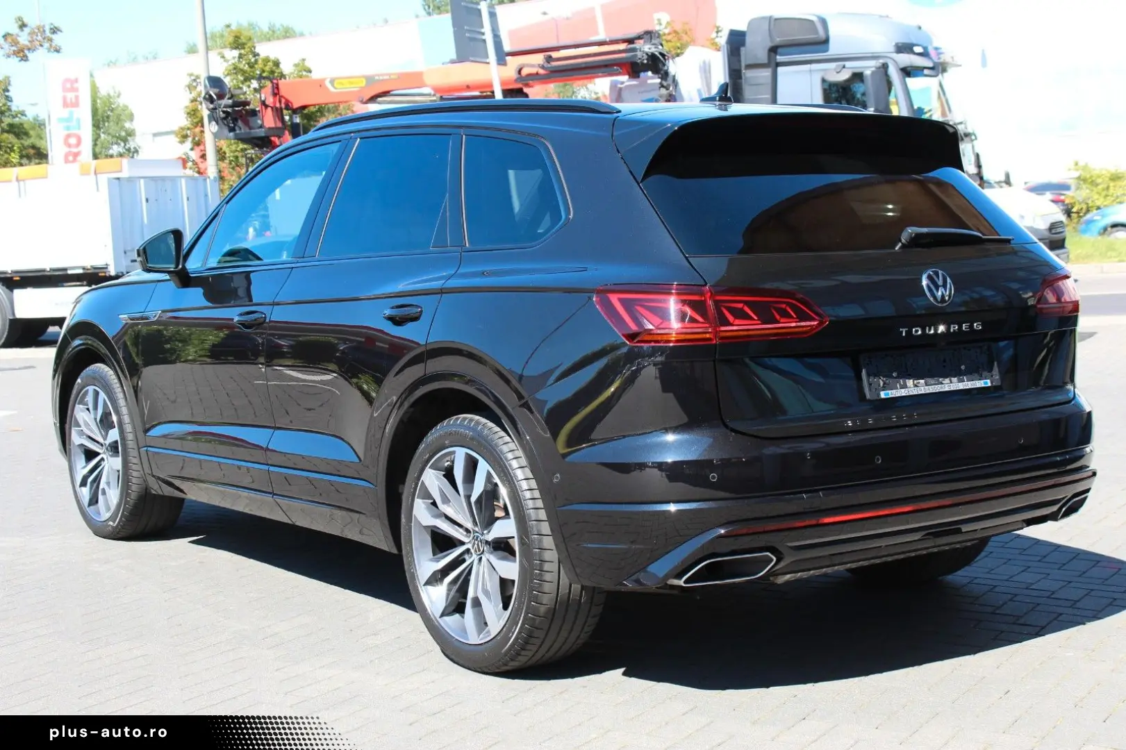 VW Touareg R-Line IQ LED Stdhzg AHK DynAud Luft 21