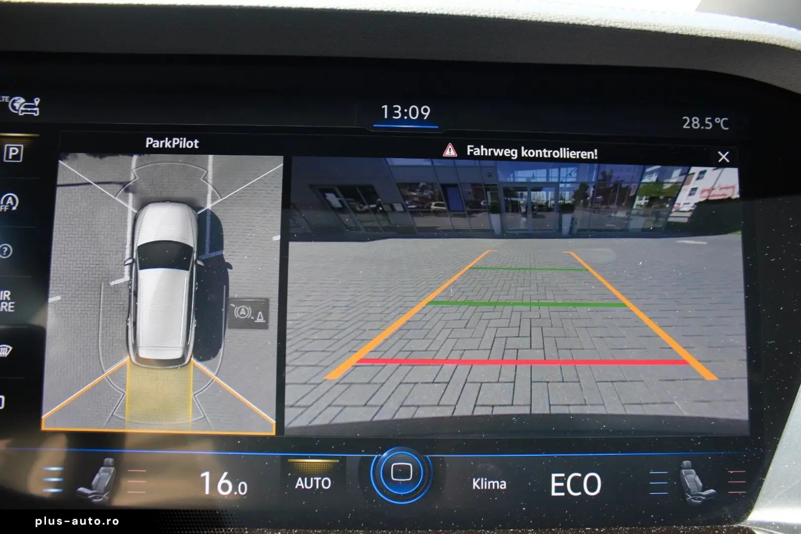 VW Touareg R-Line IQ LED Stdhzg AHK DynAud Luft 21