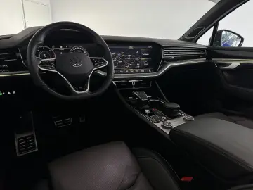 VW Touareg R-Line BLACK NACHT  HUD AHK SOFT LUFT