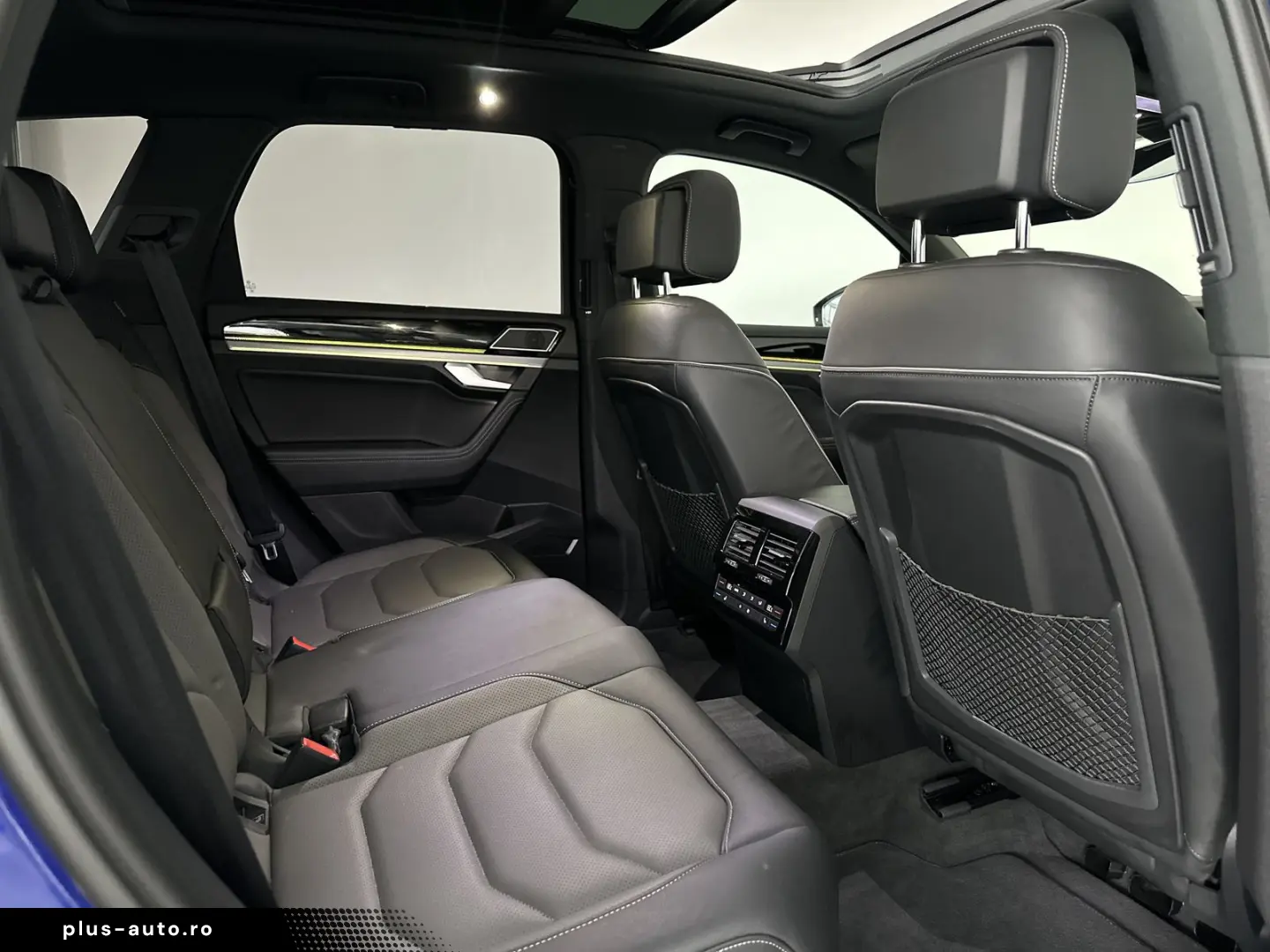 VW Touareg R-Line BLACK NACHT  HUD AHK SOFT LUFT