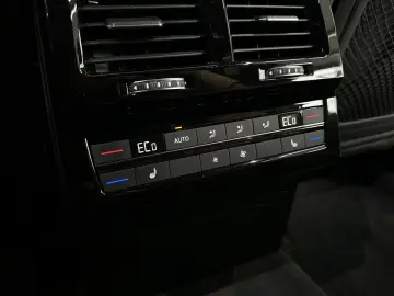 VW Touareg R-Line BLACK NACHT  HUD AHK SOFT LUFT