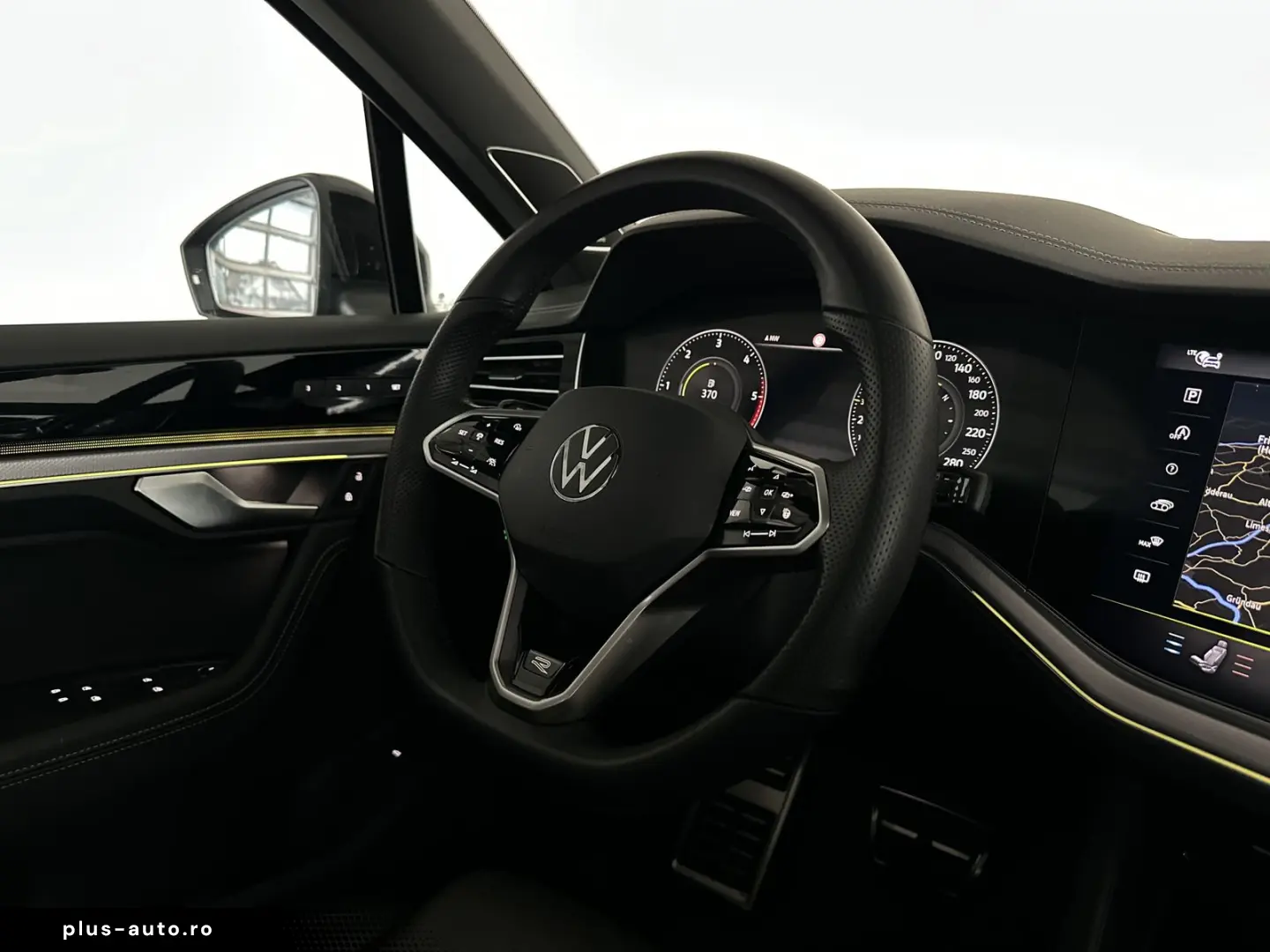 VW Touareg R-Line BLACK NACHT  HUD AHK SOFT LUFT