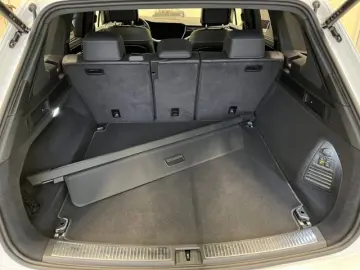 VW Touareg 3.0 TDI R-Line Black Style VOLLAUSSTATTU