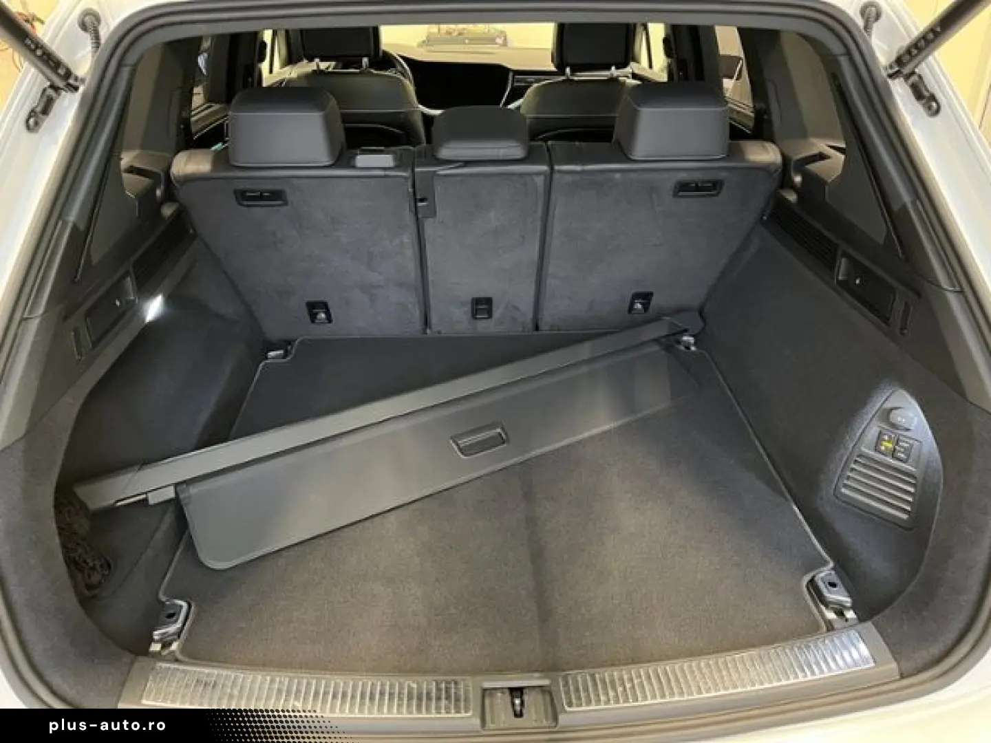 VW Touareg 3.0 TDI R-Line Black Style VOLLAUSSTATTU