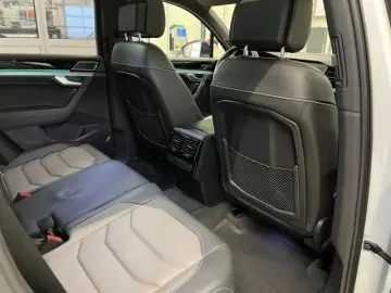 VW Touareg 3.0 TDI R-Line Black Style VOLLAUSSTATTU