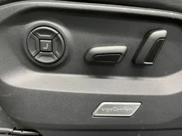 VW Touareg 3.0 TDI R-Line Black Style VOLLAUSSTATTU