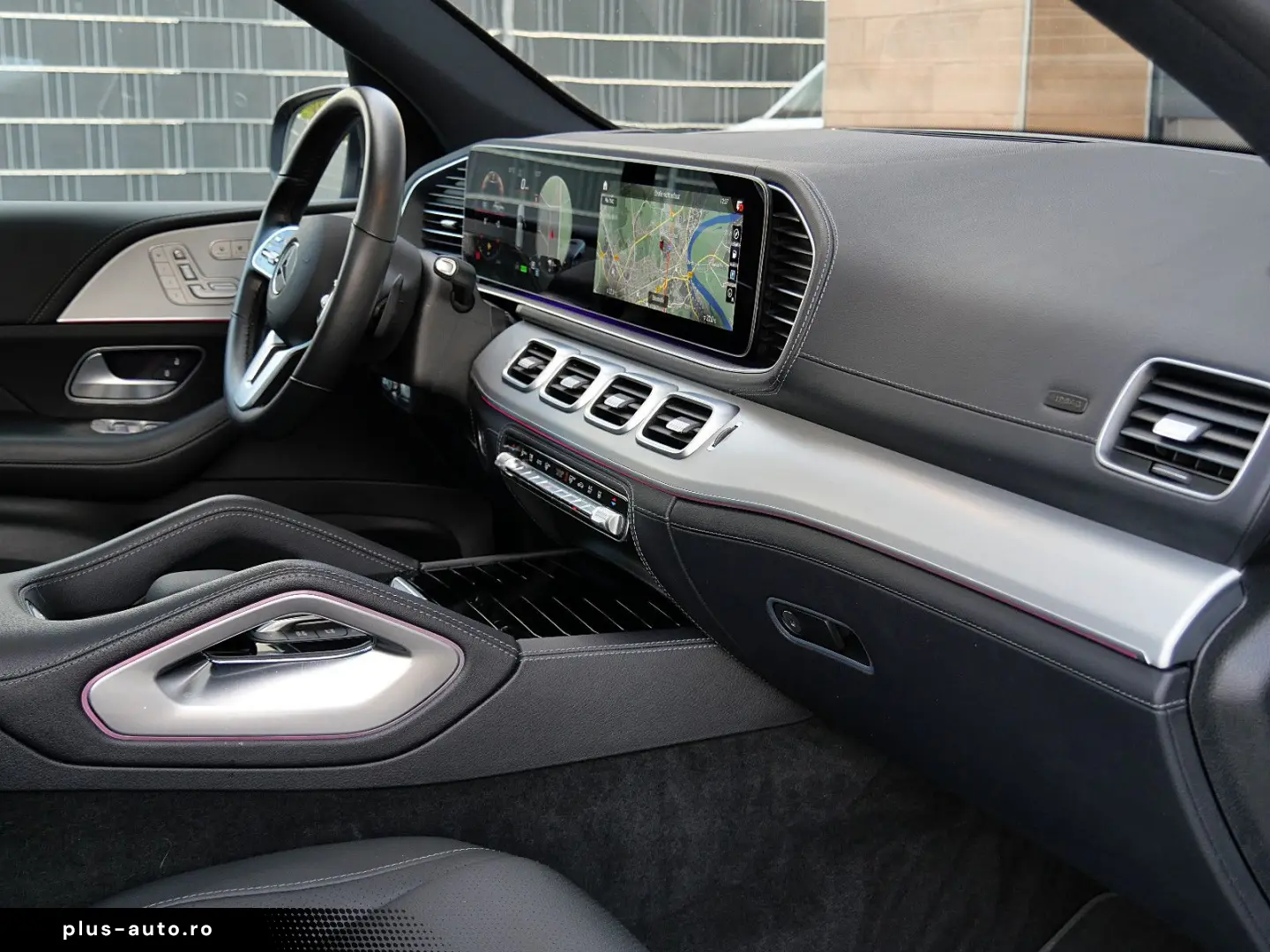 MERCEDES-BENZ GLE 350de 4M. AMG 360 HUD Pan.Bel Burn