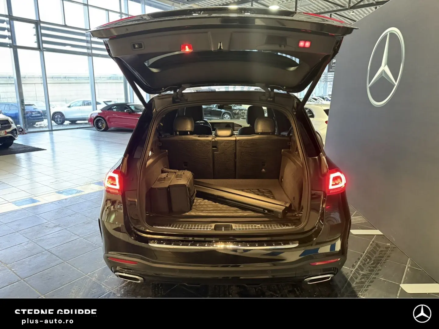 MERCEDES-BENZ GLE 350 de 4M AMG EXC NIGHT AHK Distr Pano