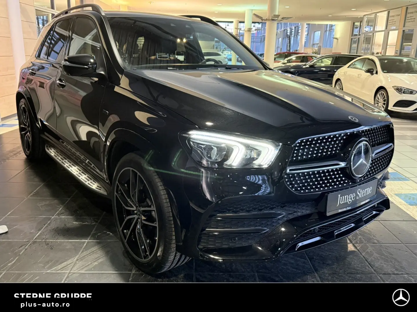 MERCEDES-BENZ GLE 350 de 4M AMG EXC NIGHT AHK Distr Pano
