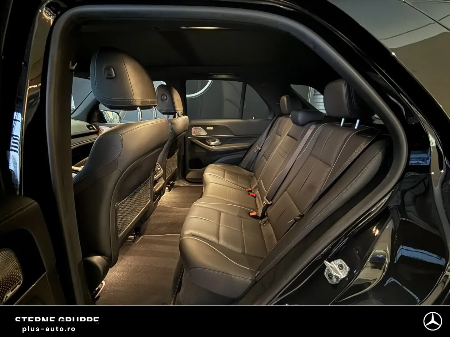 MERCEDES-BENZ GLE 350 de 4M AMG EXC NIGHT AHK Distr Pano