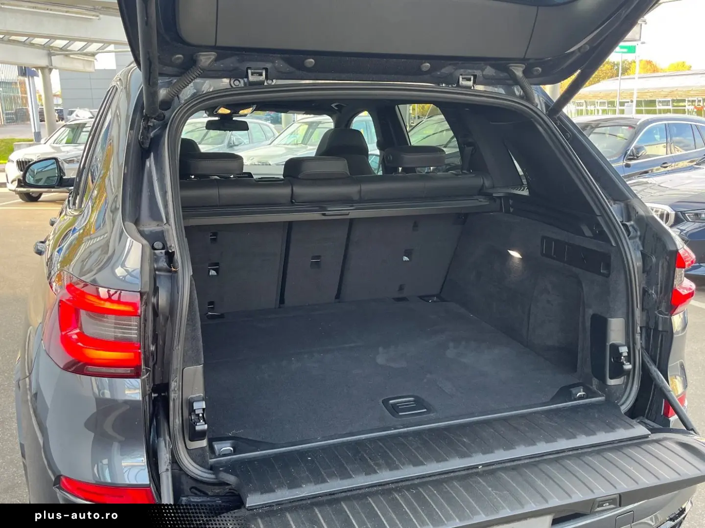 BMW X5 xDrive40d M-Sport IntAL SkyLounge 2.J.GARANTI