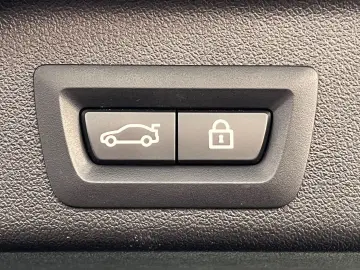 BMW X5 xDrive40d M-Sport IntAL SkyLounge 2.J.GARANTI