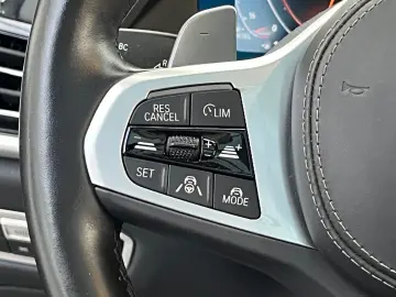 BMW X5 xDrive40d M-Sport IntAL SkyLounge 2.J.GARANTI