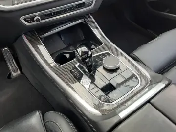 BMW X5 xDrive40d M-Sport IntAL SkyLounge 2.J.GARANTI