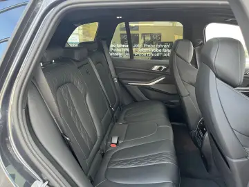 BMW X5 xDrive40d M-Sport IntAL SkyLounge 2.J.GARANTI