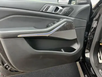 BMW X5 xDrive40d  M Sportpaket  Panoramadach  AHK