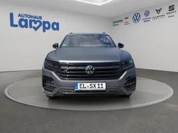 VW Touareg R-Line 3.0 TDI 4MOTION DSG AHK Pano Std-