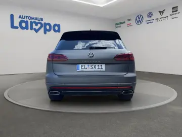 VW Touareg R-Line 3.0 TDI 4MOTION DSG AHK Pano Std-