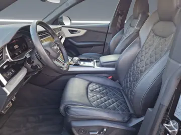 AUDI Q8 50 TDI qu 3x S line HD-MATRIX Pano S-Sitz 23