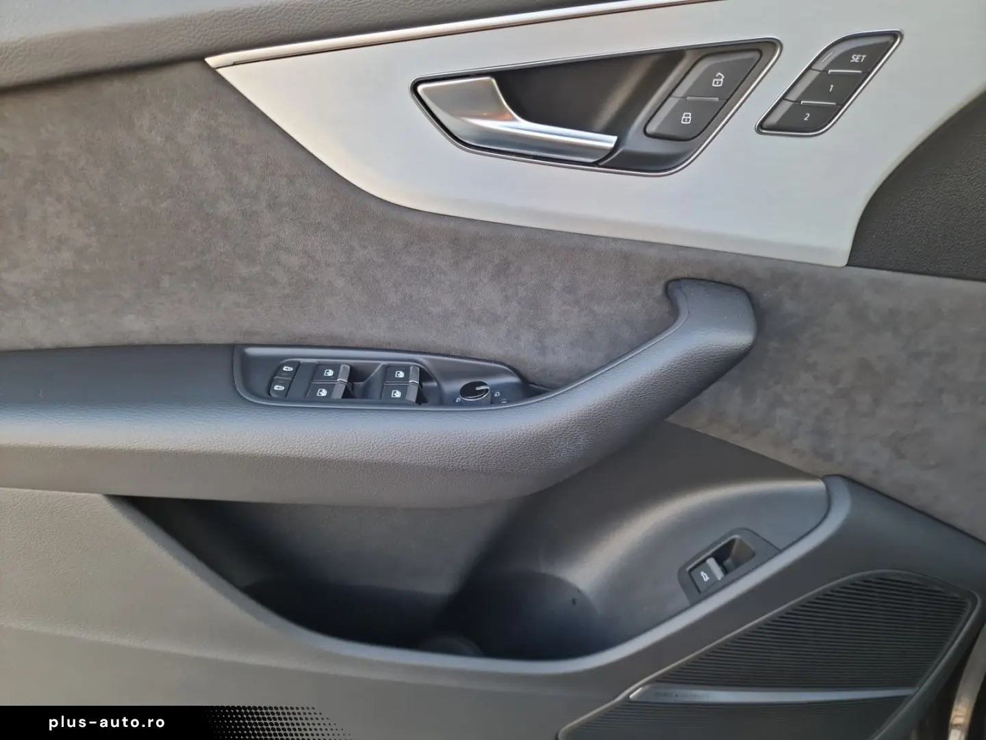 AUDI Q8 50 TDI qu 3x S line HD-MATRIX Pano S-Sitz 23