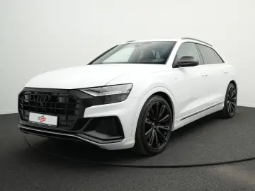 AUDI Q8 50 TDI qu. 2x S line Allr.Lenk PANO AHK StdHz