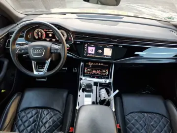 AUDI Q8 50 TDI qu. Matrix B&O Pano HuD AHK Navi 360