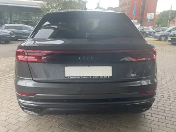 AUDI Q8 50 TDI quattro tiptronic competition pl.
