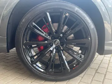 AUDI Q8 50 TDI quattro tiptronic competition pl.