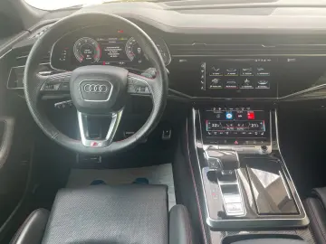 AUDI Q8 50 TDI quattro tiptronic competition pl.