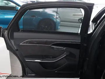 AUDI A8 50 TDI quattro S Line  AHK  Head Up  St. Heiz