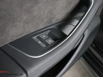 AUDI A8 50 TDI quattro S Line  AHK  Head Up  St. Heiz