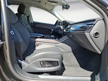 AUDI A8 50 TDI quattro tiptronic