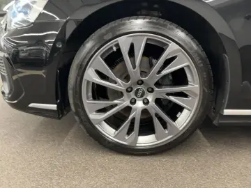 AUDI A8 50 TDI qu.tiptr. AHK 360 K HUD PANO TV NAVI