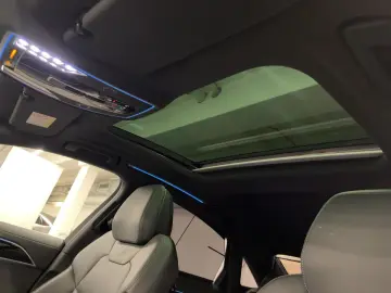 AUDI A8 50 TDI qu.tiptr. AHK 360 K HUD PANO TV NAVI