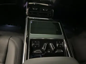 AUDI A8 50 TDI qu.tiptr. AHK 360 K HUD PANO TV NAVI