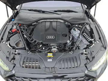 AUDI A8 50 TDI S LINE STHZG VIRTUAL DVD 360  HUD PANO