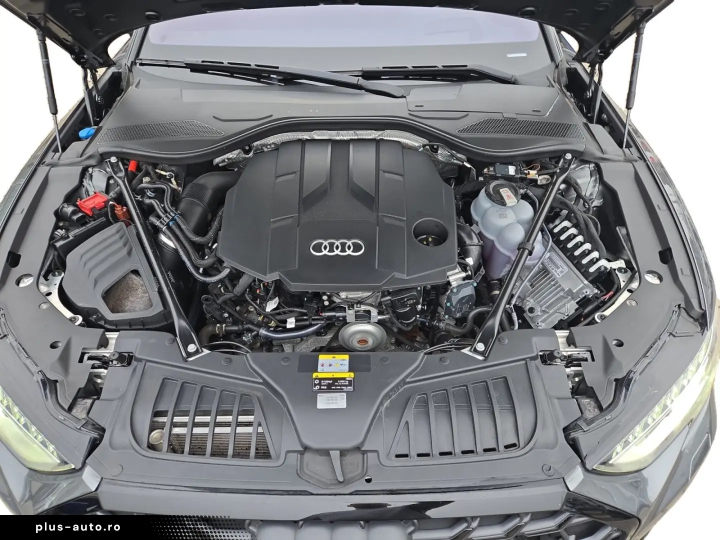 AUDI A8 50 TDI S LINE STHZG VIRTUAL DVD 360  HUD PANO