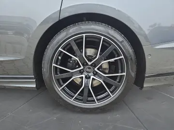 AUDI A8 50 TDI S LINE STHZG VIRTUAL DVD 360  HUD PANO