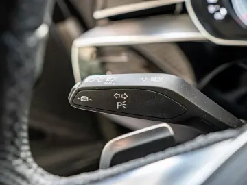 AUDI A8 S Line 50 TDI quattro tiptronic AHK STANDHZ.