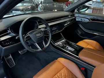 AUDI A8 quattro 3.0 TDI  S-Line Matrix Head-Up Pano