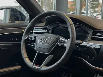 AUDI A8 quattro 3.0 TDI  S-Line Matrix Head-Up Pano
