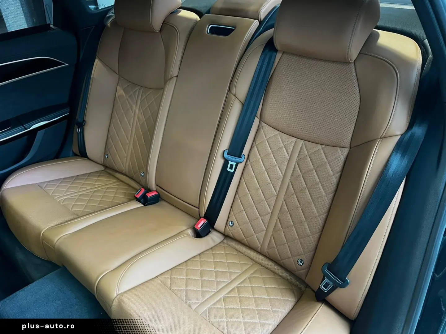 AUDI A8 quattro 3.0 TDI  S-Line Matrix Head-Up Pano