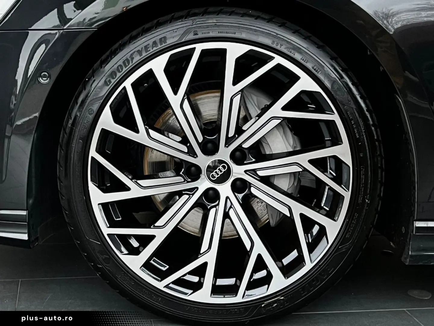 AUDI A8 quattro 3.0 TDI  S-Line Matrix Head-Up Pano