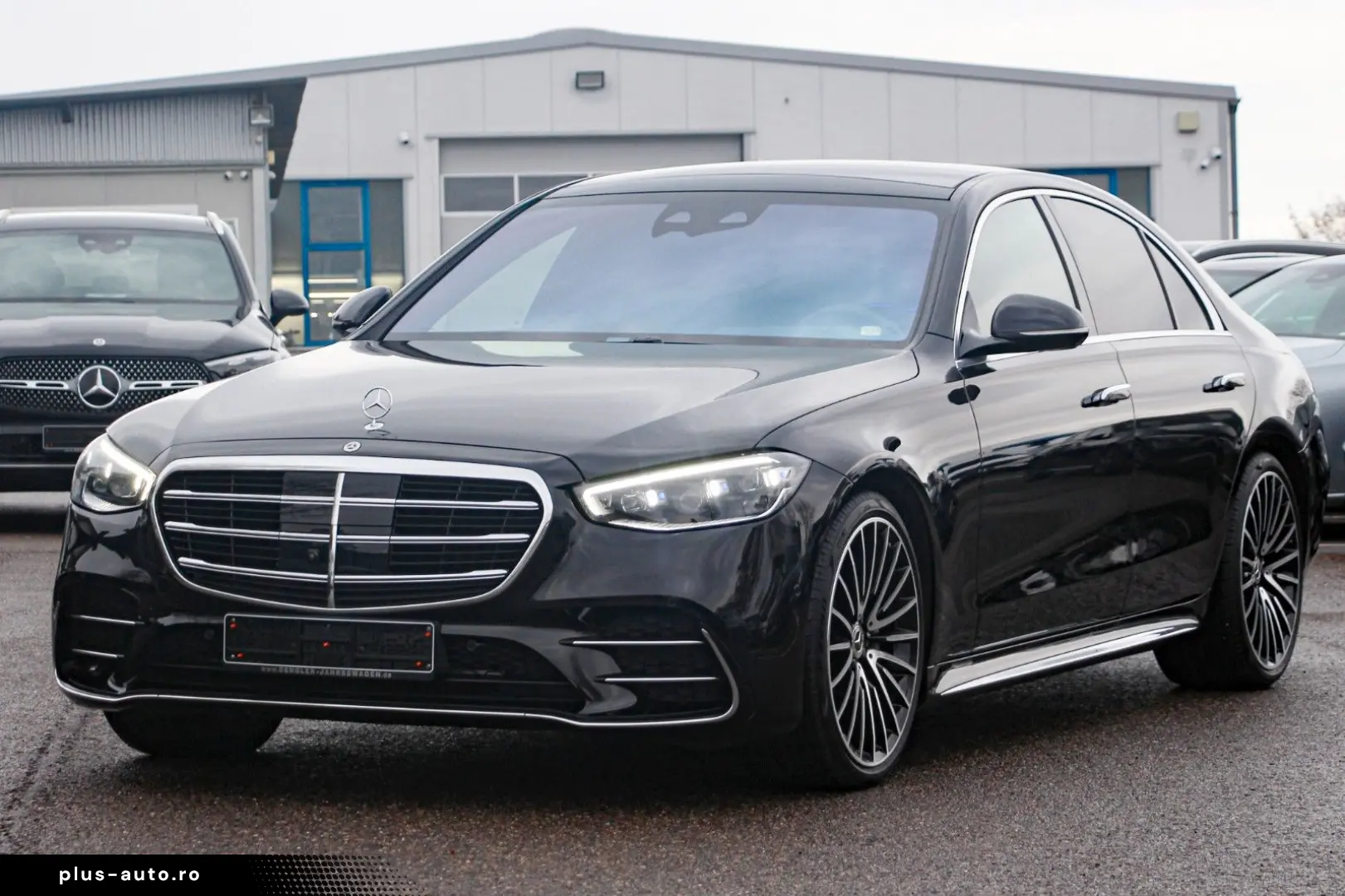 MERCEDES-BENZ S 350 d 4M INTERIEUR ROT ENERGIZING AMG Line