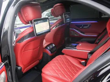 MERCEDES-BENZ S 350 d 4M INTERIEUR ROT ENERGIZING AMG Line